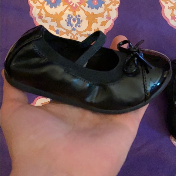 NWOT The Children’s Place Black Ballet Flats - Picture 3 of 4